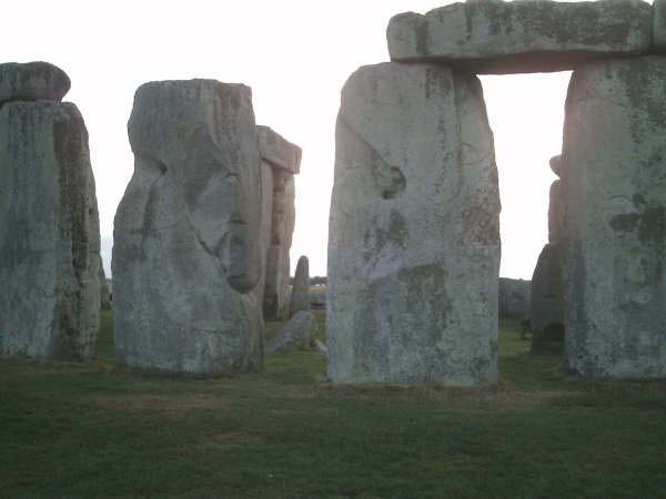22-outside-the-stones
