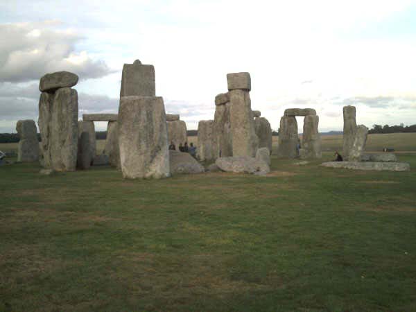 23-outside-the-stones